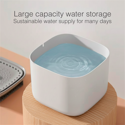 White water storage container with blue water on a wooden surface, text indicating large capacity and sustainable water supply.